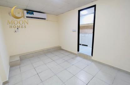 Apartment - 1 Bedroom - 1 Bathroom for rent in Barzan Compound - New Salata - Salata - Doha