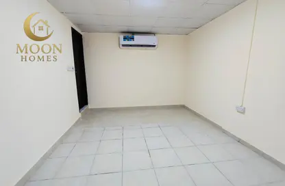 Apartment - 1 Bedroom - 1 Bathroom for rent in Barzan Compound - New Salata - Salata - Doha