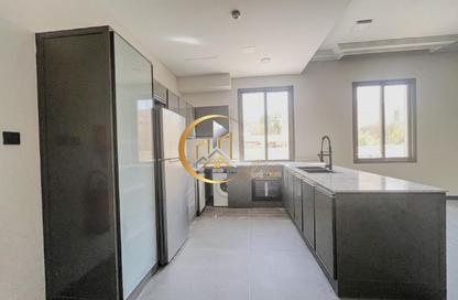 Apartment - 2 Bedrooms - 3 Bathrooms for rent in Abu Talha Street - Fereej Bin Omran - Doha
