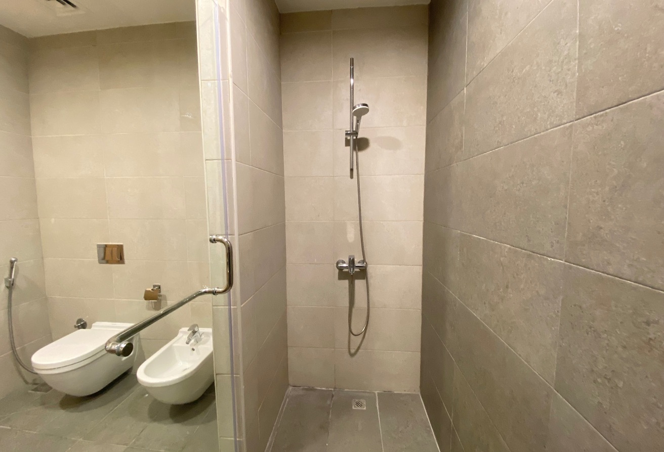 Sea View 1BHK | Fully Furnished | Balcony thumbnail 14