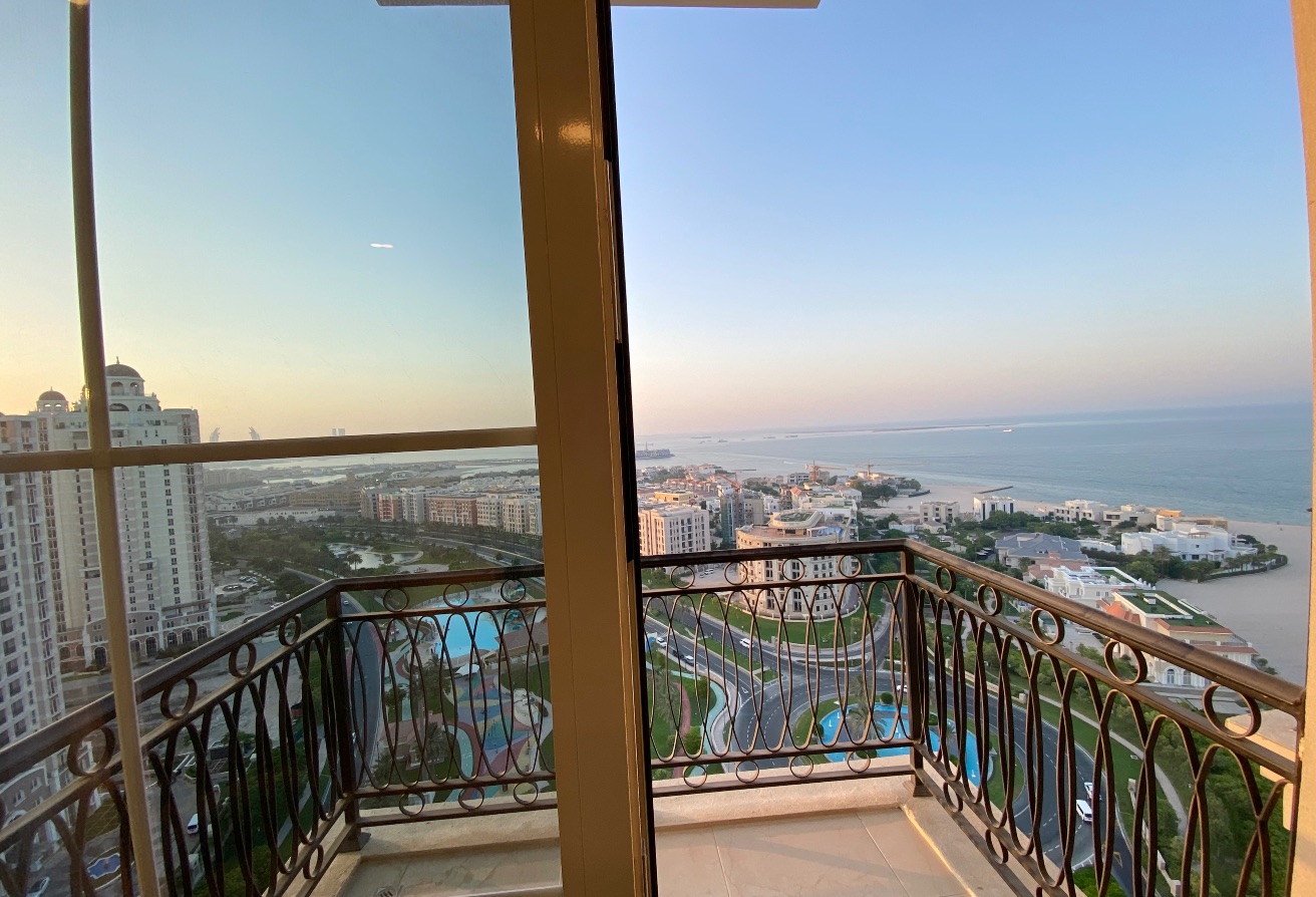 Sea View 1BHK | Fully Furnished | Balcony thumbnail 17