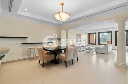 Townhouse - 2 Bedrooms - 3 Bathrooms for sale in Porto Arabia Townhouses - Porto Arabia - The Pearl Island - Doha