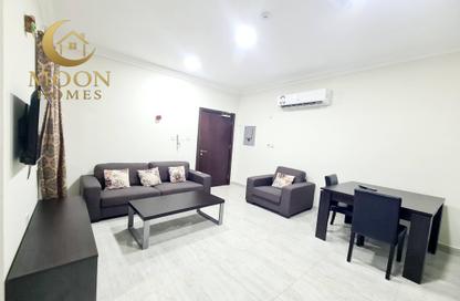 Apartment - 1 Bedroom - 2 Bathrooms for rent in Umm Ghuwailina 4 - Umm Ghuwailina - Doha