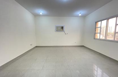 Apartment - 2 Bedrooms - 2 Bathrooms for rent in Muntazah 7 - Al Muntazah - Doha