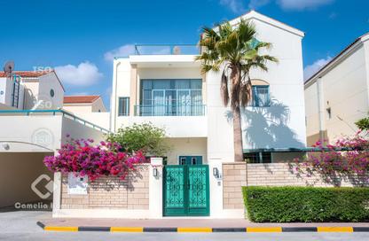 مجمع سكني - 4 - 5 للايجار في شارع الوعب - الوعب - الدوحة