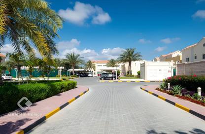 مجمع سكني - 4 - 5 للايجار في شارع الوعب - الوعب - الدوحة