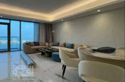 Apartment - 2 Bedrooms - 2 Bathrooms for rent in Lusail Marina Heights - Marina District - Lusail