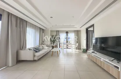 Apartment - 1 Bedroom - 2 Bathrooms for rent in Porto Arabia - The Pearl Island - Doha