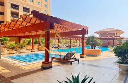 Apartment - 1 Bedroom - 2 Bathrooms for sale in East Porto Drive - Porto Arabia - The Pearl Island - Doha