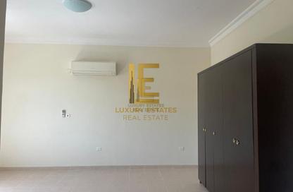 Villa - 5 Bedrooms - 6 Bathrooms for rent in Abu Hamour - Doha