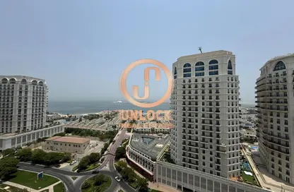 شقة - 2 غرف نوم - 3 حمامات للايجار في فيفا غرب - فيفا بحرية - جزيرة اللؤلؤة - الدوحة