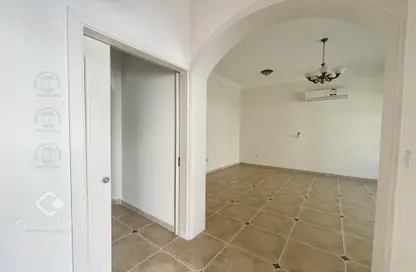 Villa - 3 Bedrooms - 3 Bathrooms for rent in Al Maamoura - Al Maamoura - Doha
