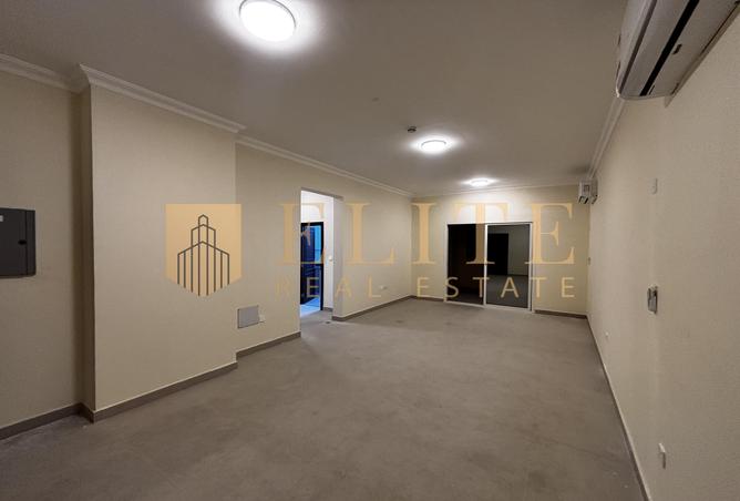 56980262 - Property Main Image