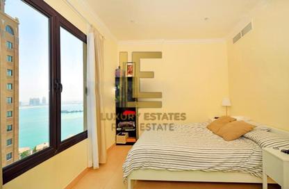 Apartment - 2 Bedrooms - 2 Bathrooms for rent in West Porto Drive - Porto Arabia - The Pearl Island - Doha