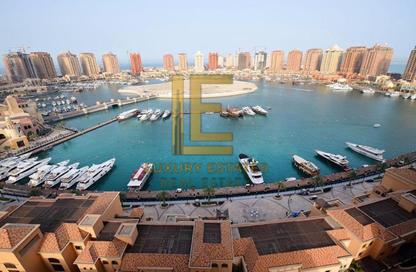 Apartment - 2 Bedrooms - 2 Bathrooms for rent in West Porto Drive - Porto Arabia - The Pearl Island - Doha