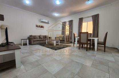Apartment - 2 Bedrooms - 2 Bathrooms for rent in Al Nasr Street - Al Nasr - Doha