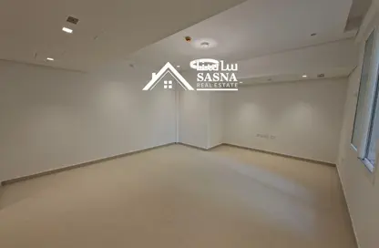 Apartment - 2 Bedrooms - 2 Bathrooms for rent in Corniche Road - Corniche Road - Doha