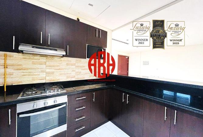 52044338 - صورة العقار 3