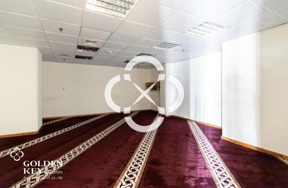 Show Room - Studio - 2 for rent in The Commercial Avenue - Umm Al Seneem - Doha