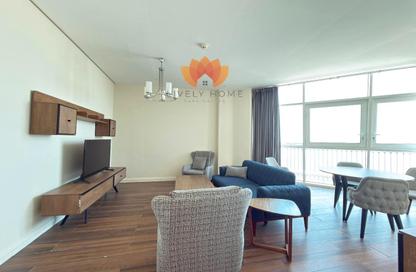 Apartment - 2 Bedrooms - 4 Bathrooms for rent in Floresta Gardens - Floresta Gardens - The Pearl Island - Doha