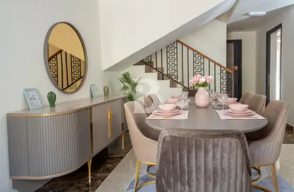 Villa - 5 Bedrooms - 4 Bathrooms for sale in Ezdan Village - Al Wakra