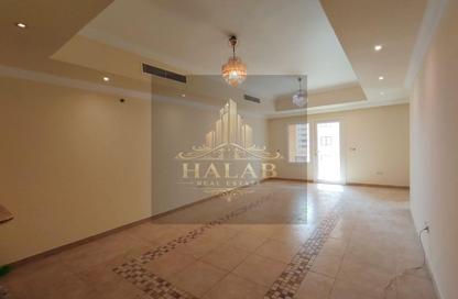 Apartment - 2 Bedrooms - 3 Bathrooms for rent in East Porto Drive - Porto Arabia - The Pearl Island - Doha