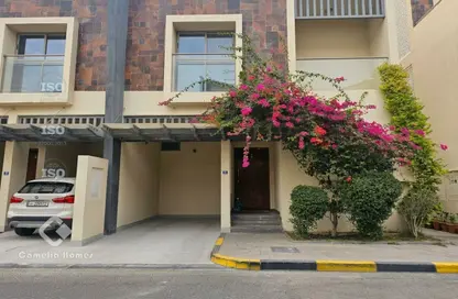 Compound - 3 Bedrooms - 4 Bathrooms for rent in Al Messila - Al Messila - Doha