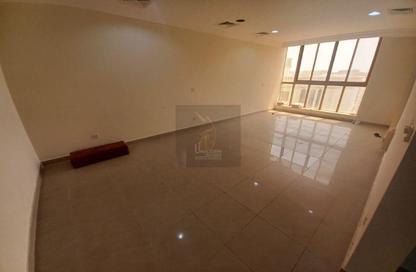Apartment - 2 Bedrooms - 2 Bathrooms for rent in Al Sadd Road - Al Sadd - Doha