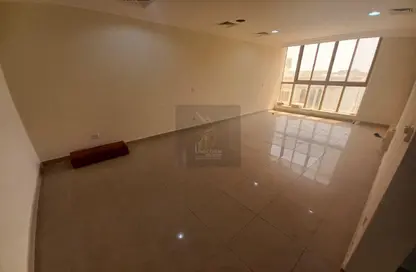شقة - 2 غرف نوم - 2 حمامات للايجار في شارع السد - السد - الدوحة