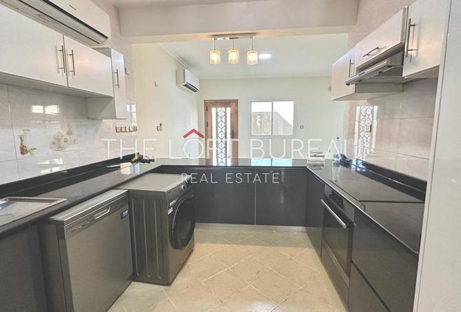 992464 - Property Image 2