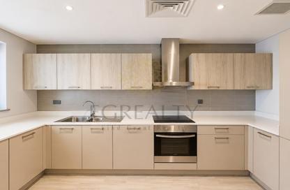 Apartment - 2 Bedrooms - 3 Bathrooms for sale in West Bay Tower - West Bay - West Bay - Doha Apartment - 2 Bedrooms - 3 Bathrooms for sale in West Bay Tower - West Bay - West Bay - Doha