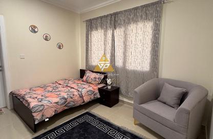 Villa - Studio - 1 Bathroom for rent in Al Luqta - Doha