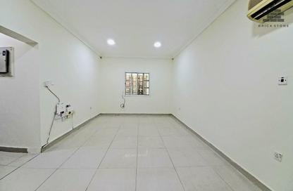 Apartment - 2 - 2 for rent in Muntazah 70 - Al Muntazah - Doha Apartment - 2 - 2 for rent in Muntazah 70 - Al Muntazah - Doha
