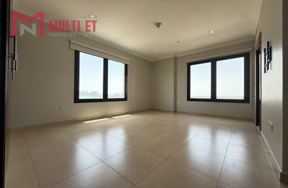 Apartment - 2 Bedrooms - 3 Bathrooms for rent in West Porto Drive - Porto Arabia - The Pearl Island - Doha