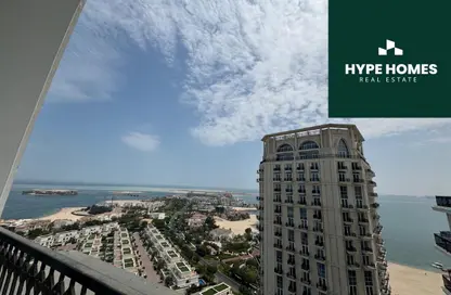 Penthouse - 2 Bedrooms - 4 Bathrooms for rent in Floresta Gardens - Floresta Gardens - The Pearl Island - Doha