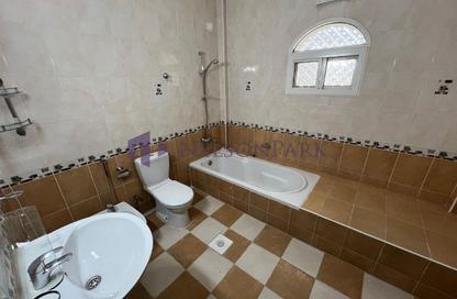 Villa - 5 Bedrooms - 5 Bathrooms for rent in Old Airport Road - Old Airport Road - Doha