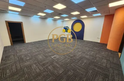 Office Space - Studio - 6 Bathrooms for rent in Evergreen Commercial Building - Energy City - Lusail