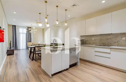 شقة - 2 غرف نوم - 3 حمامات للايجار في حدائق فلورستا - حدائق فلورستا - جزيرة اللؤلؤة - الدوحة