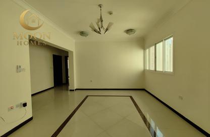 Apartment - 2 Bedrooms - 2 Bathrooms for rent in Muntazah 7 - Al Muntazah - Doha