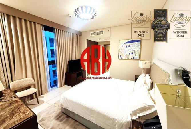 988927 - Property Image 2