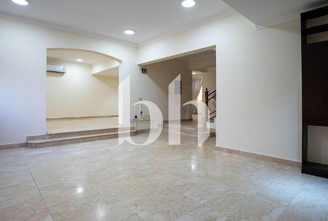 53190011 - Property Image 3