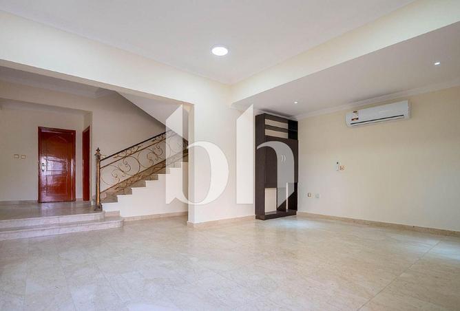 53190011 - Property Image 2