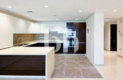 Apartment - 2 Bedrooms - 3 Bathrooms for rent in Viva East - Viva Bahriyah - The Pearl Island - Doha