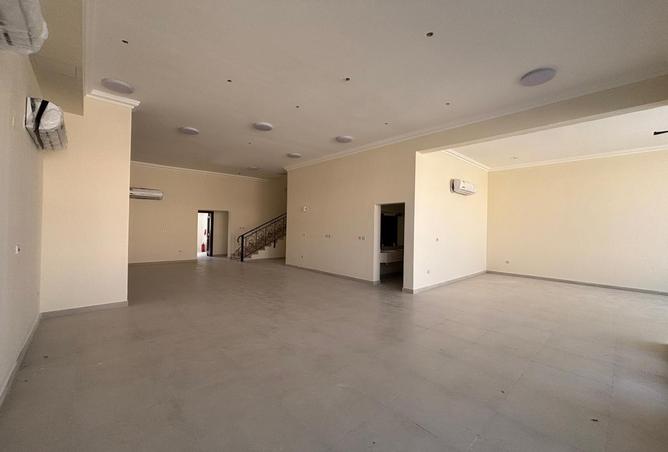 2OYEZzUwlXM - Property Image 3