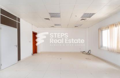 Office Space - Studio - 1 Bathroom for rent in Salwa Commercial Building - Salwa Road - Doha