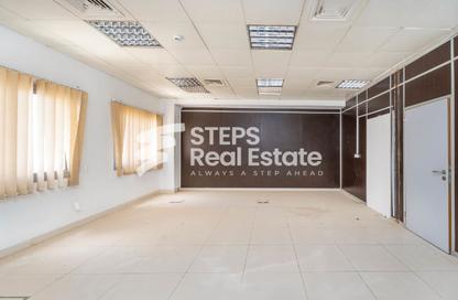 Office Space - Studio - 1 Bathroom for rent in Salwa Commercial Building - Salwa Road - Doha