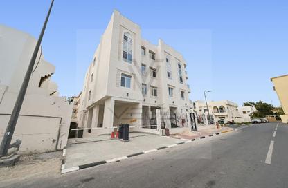 Apartment - 1 Bedroom - 1 Bathroom for rent in Fereej Kulaib - Doha