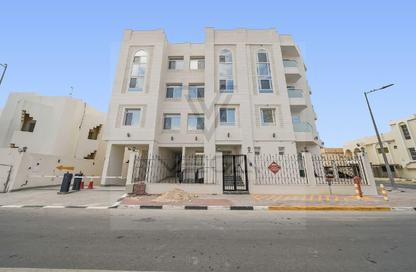 Apartment - 1 Bedroom - 1 Bathroom for rent in Fereej Kulaib - Doha