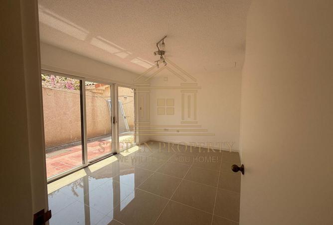 56981430 - Property Image 2