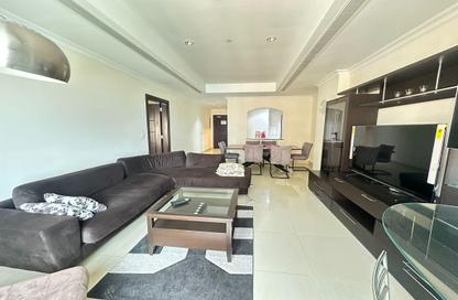 Apartment - 1 Bedroom - 2 Bathrooms for rent in West Porto Drive - Porto Arabia - The Pearl Island - Doha